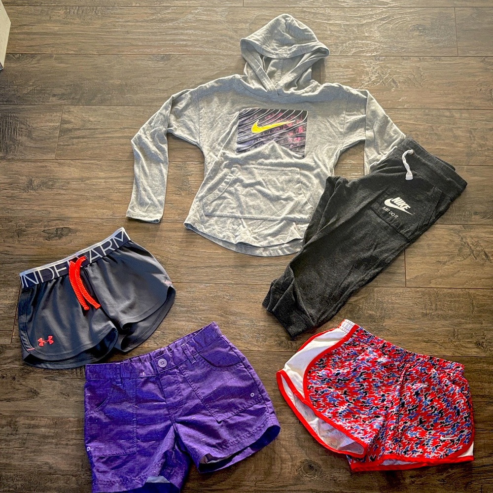 Athletic lot: Nike, Under Armour, North Face
